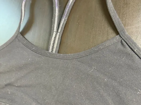 Lululemon Flow Y bra with a mesh back and racerback straps Size 4 Black - Image 2