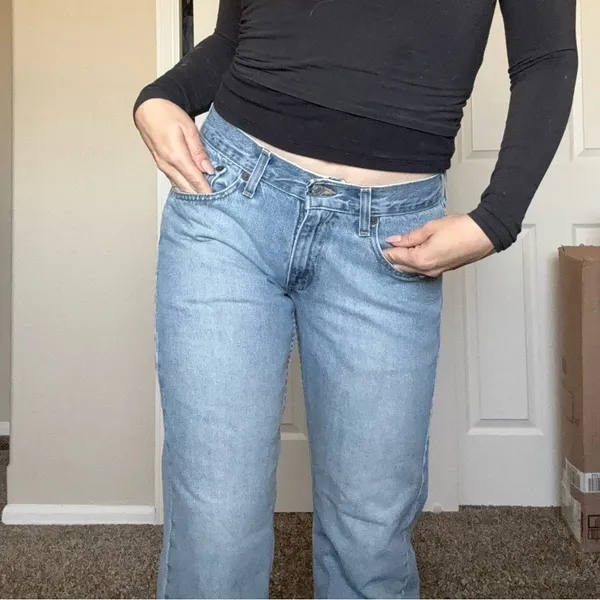 Vintage 522 Levi's‎ Low Rise Loose Fit Jeans Sz 4 Light Wash Dad Jeans - Image 4