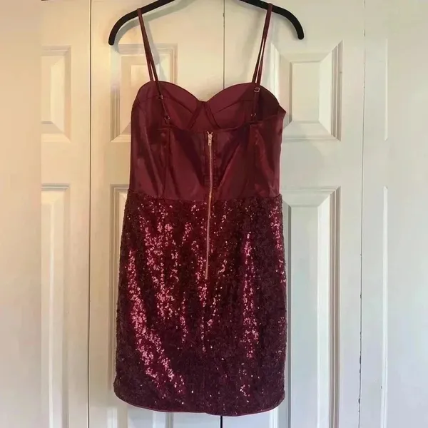 Lulus Dance in the Spotlight Burgundy Satin Sequin Bustier‎ Mini Dress Size M B25 - Image 4