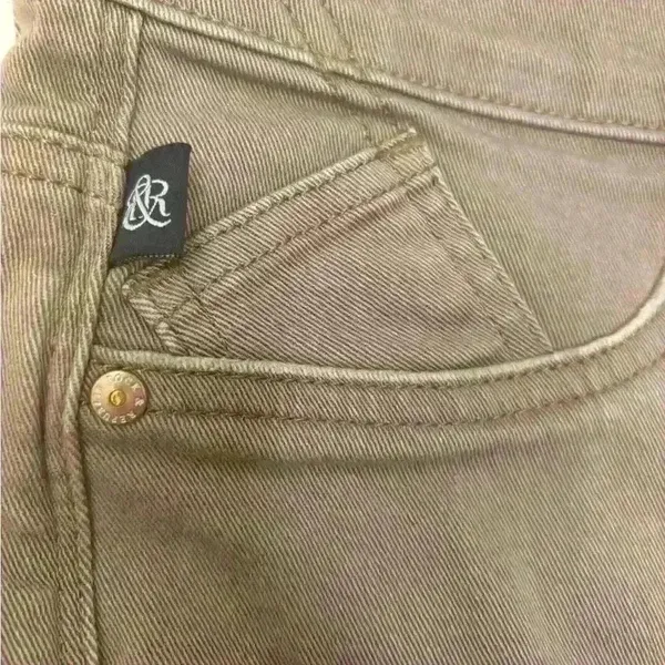 Rock & Republic Kashmiere Taupe Distressed Jeans Women’s Size 6M - Image 5