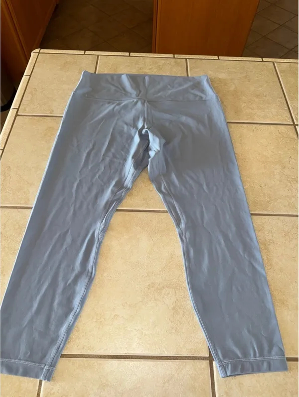 Lululemon Align High Rise 25” Chambray Size 16 NWOT - Image 3