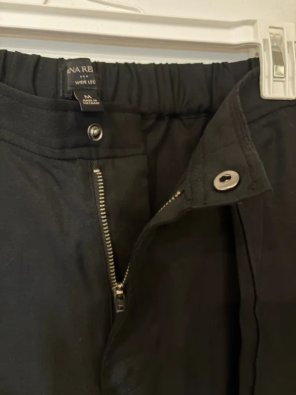 Banana Republic Black Wide-Leg Pants - Image 4