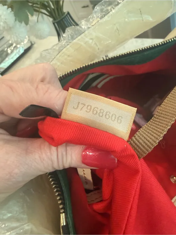 Dooney & Bourke Florentine Kingston Hobo - Image 9
