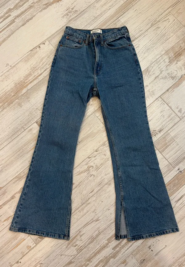 Abercrombie Bootcut Jeans - Image 2