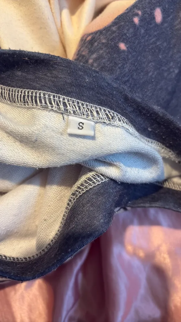 Amazon Crewneck - Image 2