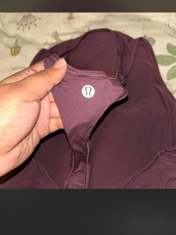 Lululemon deep stretch racer back top - Image 3