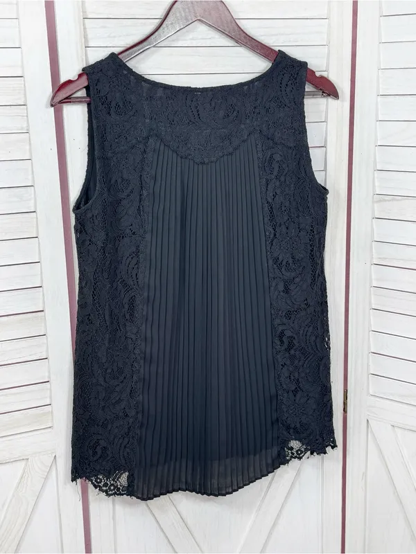 WHBM‎ Lace Front Pleated Chiffon Back Sleeveless Tank Top Black XS Coquette Goth - Image 8