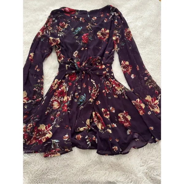 Lulu's Plum Floral V‑Neck Mini Dress - Image 3