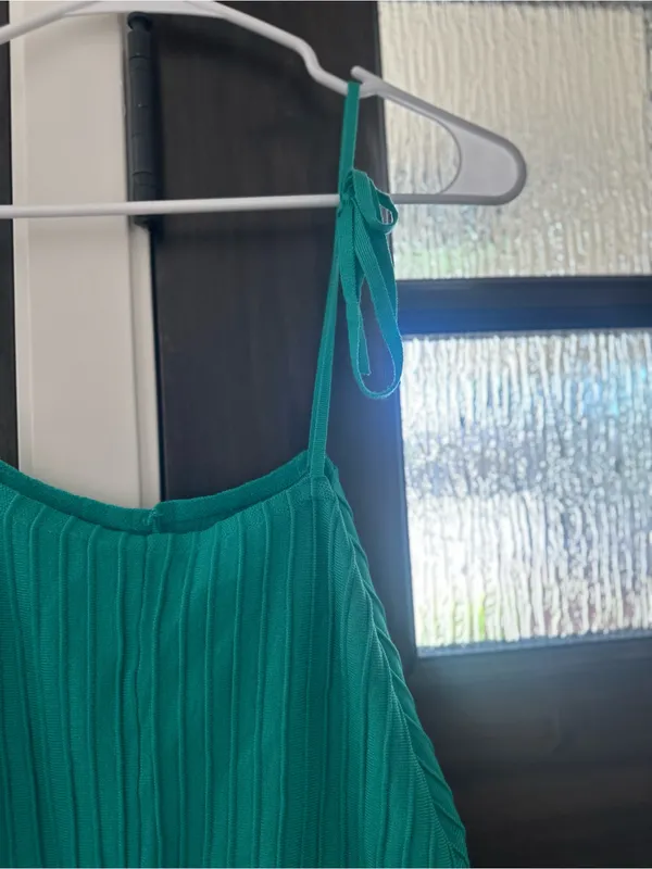 Women’s Green Tie - Image 3