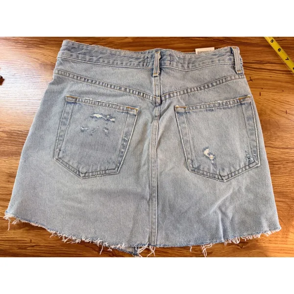 AGOLDE Criss Cross Distressed Denim Mini Skirt Light Wash 27 - Image 14