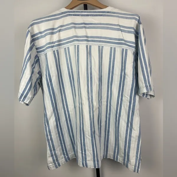 Vintage Erika Blues White Blue Striped Chambray Short Sleeve Button Up Shirt‎ - Image 5