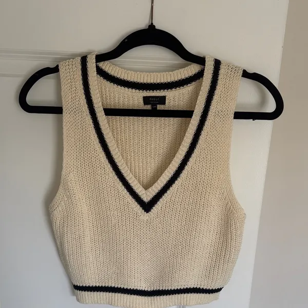 Debut Cream and Black Knit Crop Top - Image 2