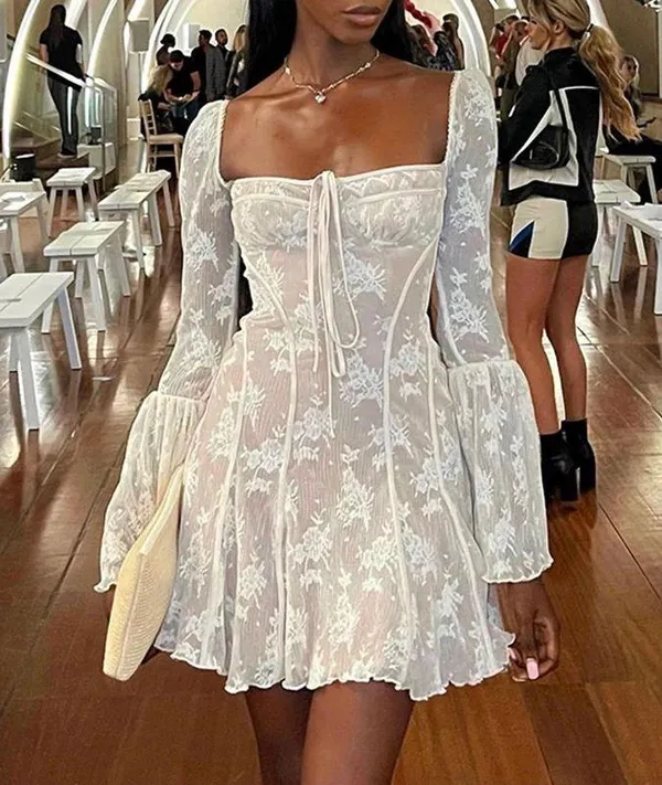 NWOT House of cb ANALISSA Vintage Cream Lace Corset Dress in long. Size Large+ - Image 2