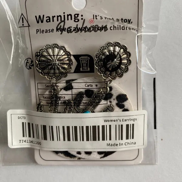 Cow pattern cactus‎ with turquoise decor dangle ethnic style earrings Black - Image 9
