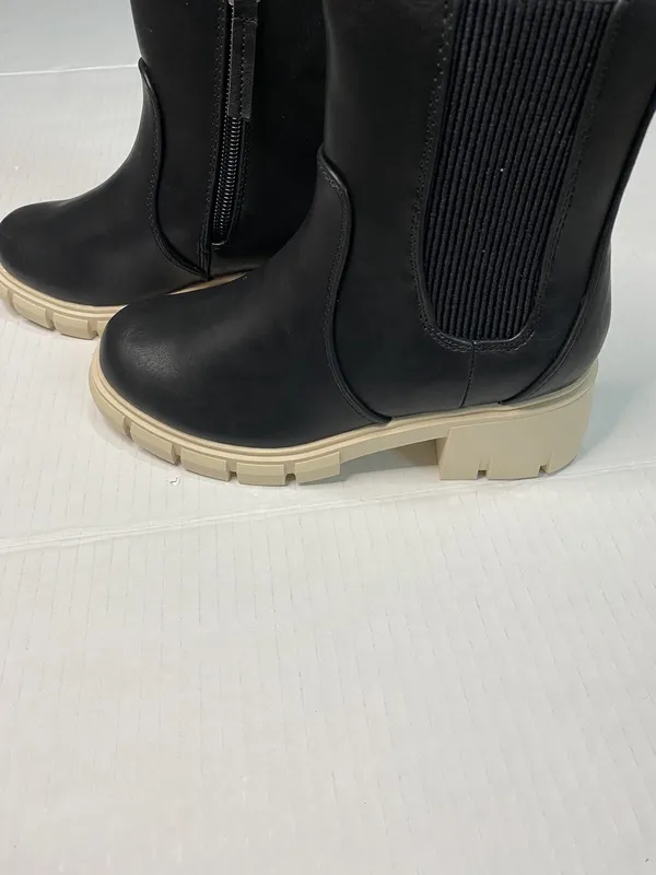 Black Boots With White 2 Inch Heel Kids Size 13 Side Zipper Combat /grunge Look - Image 4