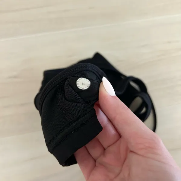 black mesh lululemon strappy bra - Image 6
