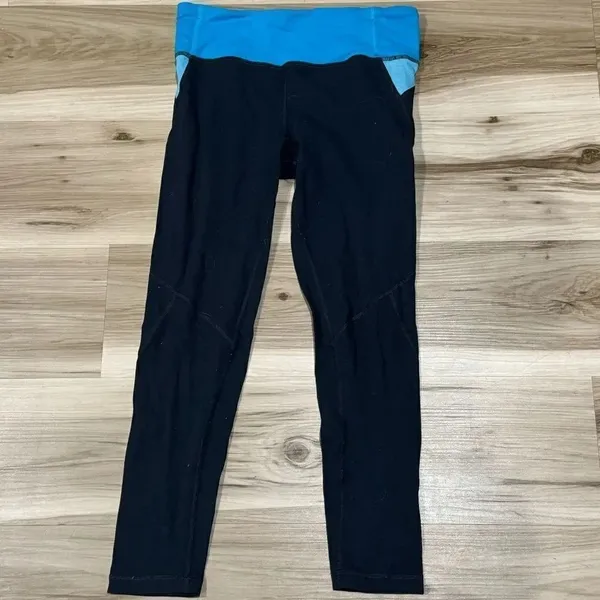 Lululemon Navy Blue Cropped Leggings Women’s 6 - Image 3
