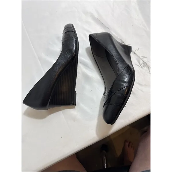 Life Stride Comfort Wedge Shoes Women's 7.5 M Black Dress Shoe Pump - Image 10