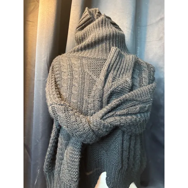Windsor Black Cable Knit Turtleneck‎ Sweater Cropped Scallop Hem RN129619 Womens - Image 3