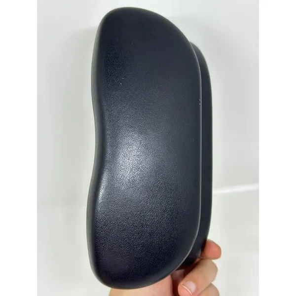 VTG Y2K Coastal Sunglasses Black Oval Frame Retro Aesthetic with Case - Image 8