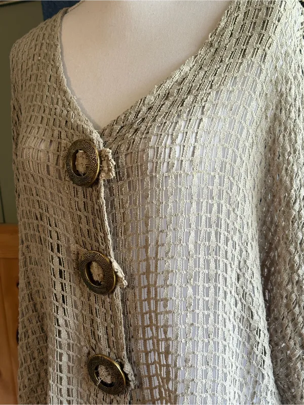 Keren Hart Beige Open Weave Crochet Cardigan L Boho Lagenlook Statement Buttons - Image 2