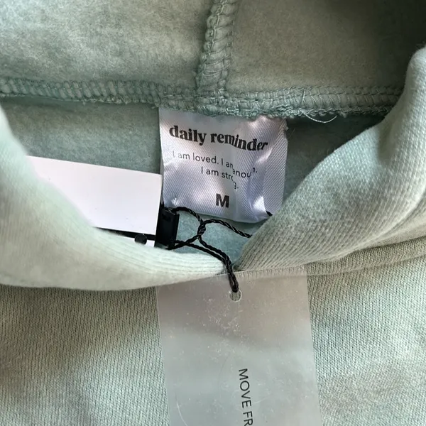 Vitae apparel cropped green hoodie Size M - Image 4