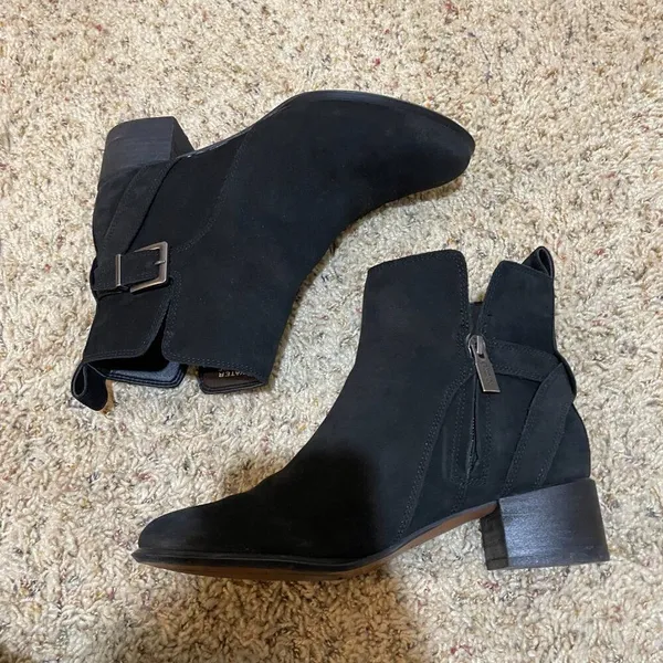 Vionic Size 7 Sienna Suede Bootie Boots Black Buckle Waterproof - Image 13