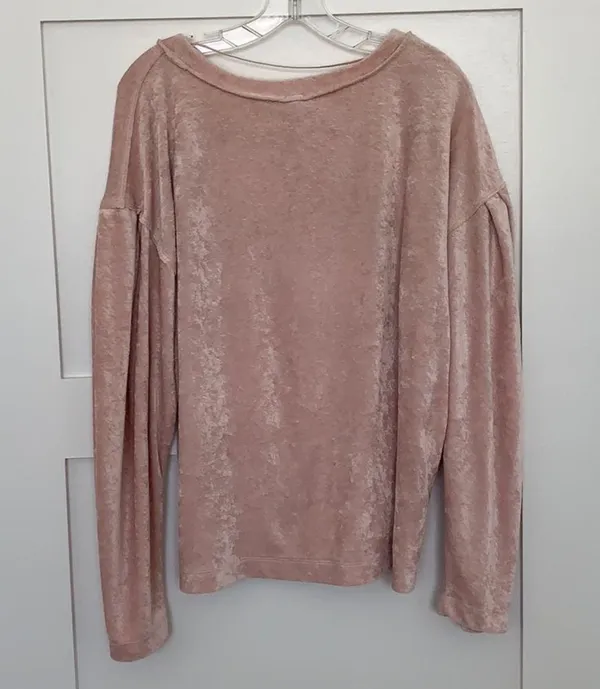 Free People Pink Velvet top M - Image 7