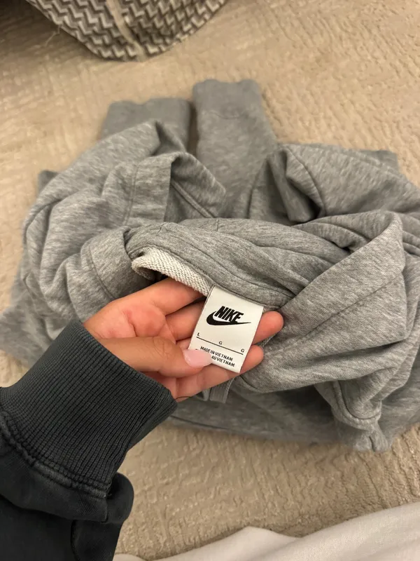 Nike Hoodie Sweatshirt Grey - Image 2