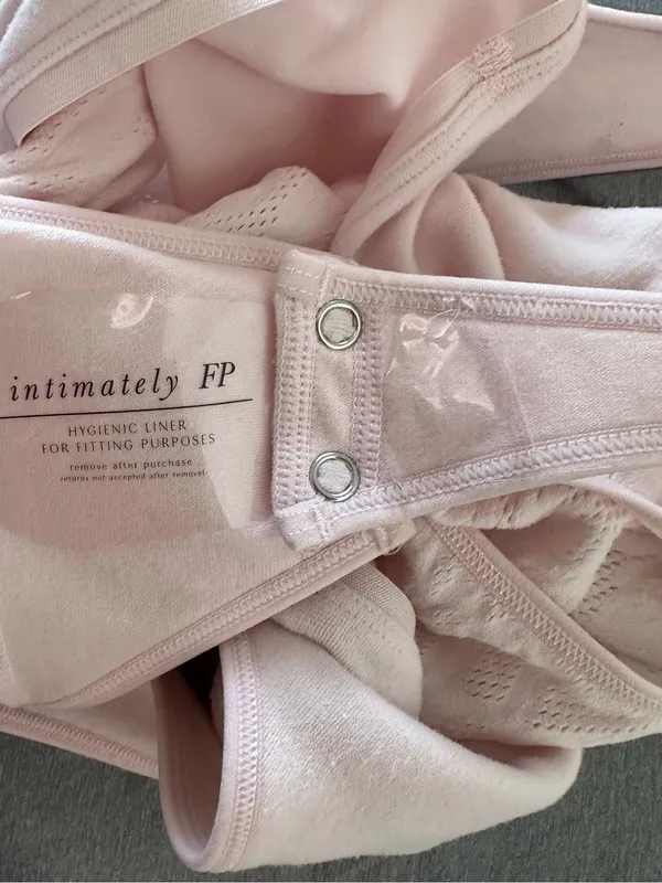 Free People Intimately Mauve Chalk Lace Bodysuit L/XL NWT - Image 7