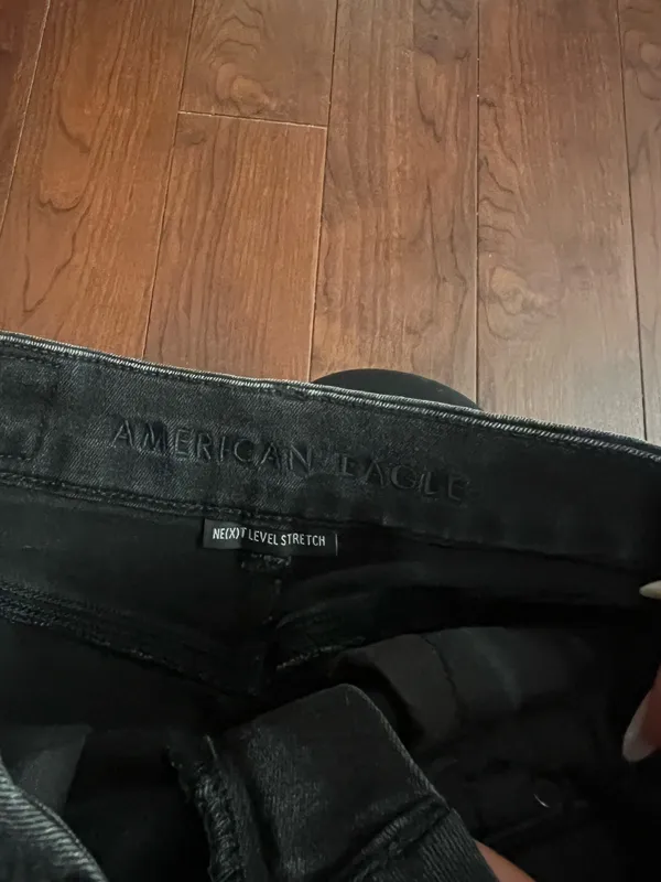 American Eagle Black Distressed Mini Skirt - Image 4