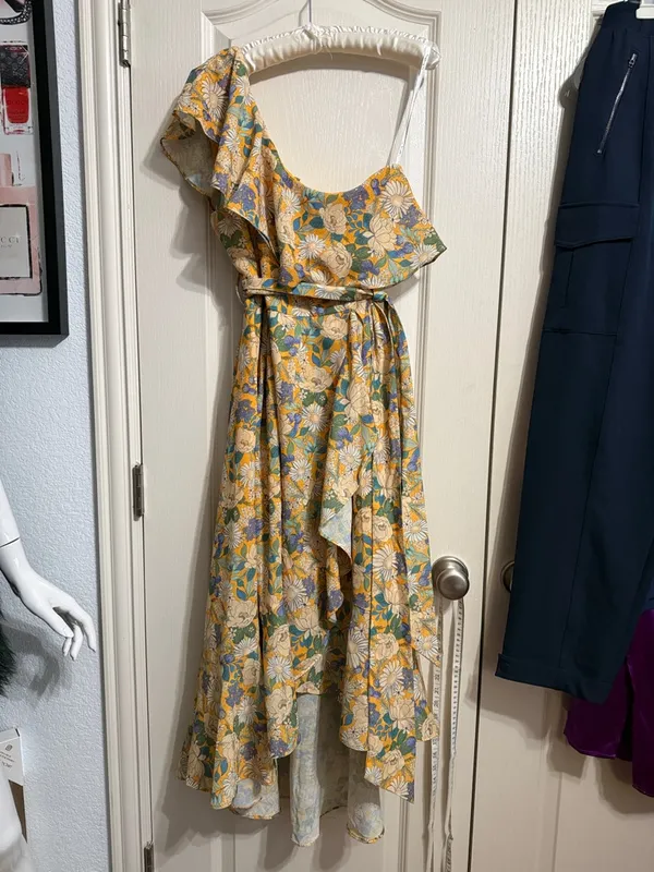 NWT Yellow Floral‎ One Shoulder Ruffle Midi Dress - Image 2