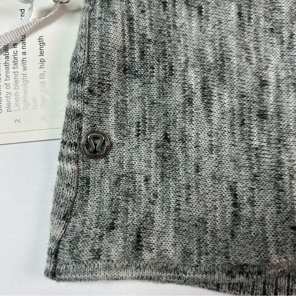 NWT Lululemon Mix and Mingle Tank Heathered Vapor / Melanite Women's Size 12 - Image 9