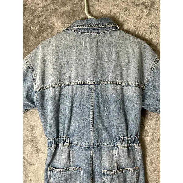 Free People Marci Denim Cuffed‎ Romper Blue Button Front Utility Shortalls Small - Image 4