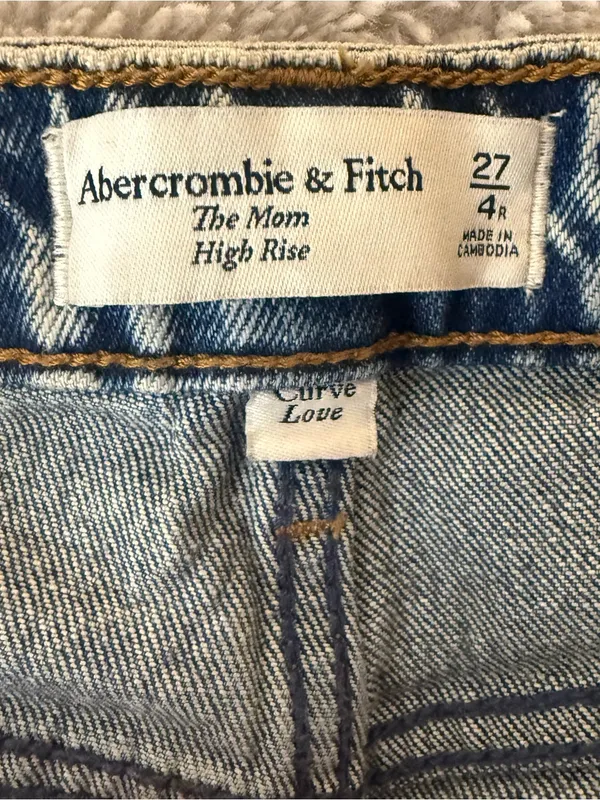 Abercrombie Curve Love High Rise Mom Jeans - Image 3