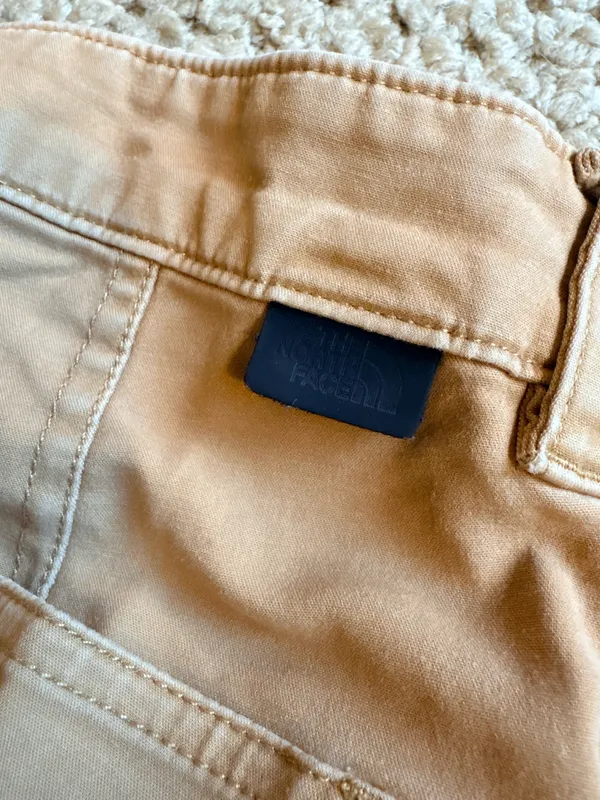 north face khaki shorts - Image 3