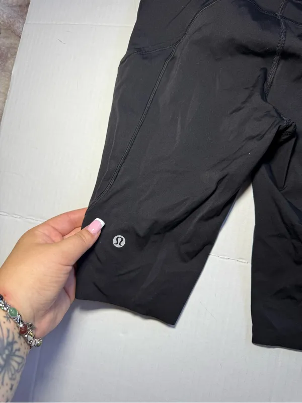 Lululemon Fast & Free Shorts 9" - Image 3