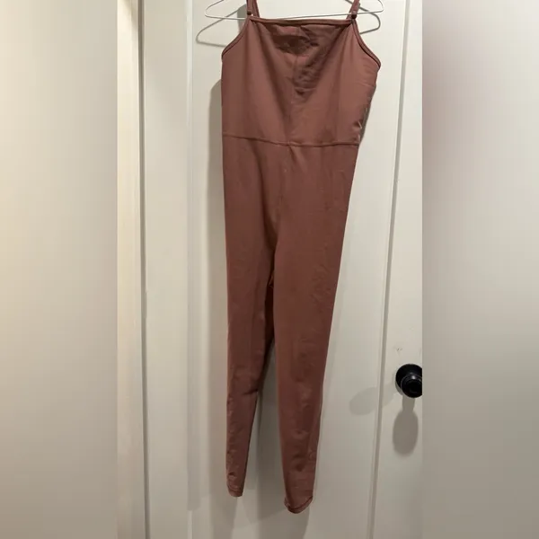 Old Navy Brown Women's Athletic Bodysuit Size‎ Large - Image 2
