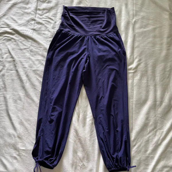 Lululemon Om Pants Purple High Rise Yoga‎ Joggers Adjustable Hem Size 6 - Image 3
