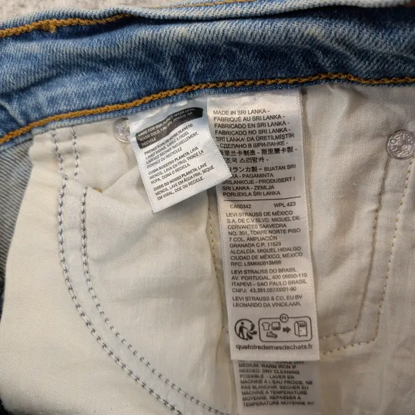 Levis Wedgie Straight High Rise Button Fly Blue Denim Jeans 28x28 34964-0263 - Image 4