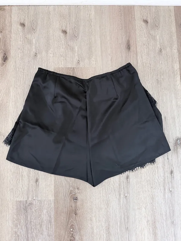 Satin 2 piece shirt and skort set Black Size XL - Image 4