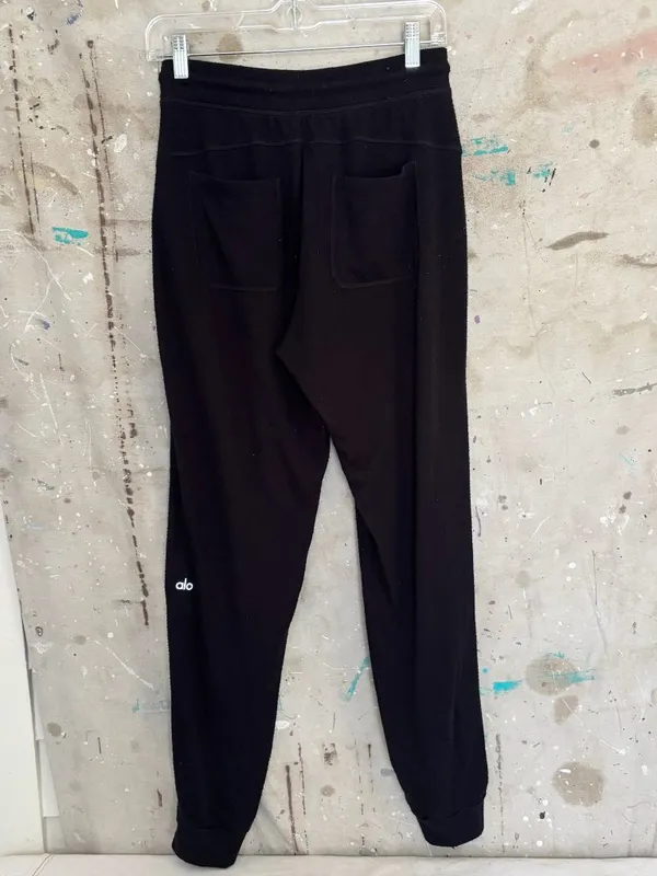 Alo Yoga Black Soho Sweatpant - Image 4