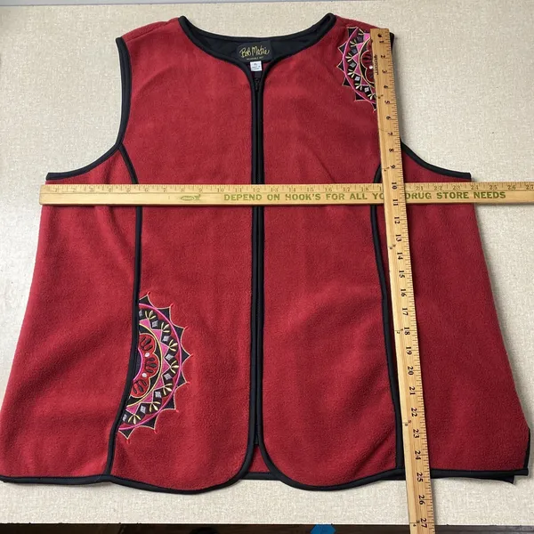 Bob Mackie Red Vest Wearable Art Women's XL Embroidered Pocket Full zip Up Artsy - Image 8
