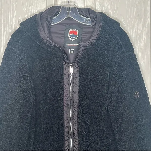 1 Madison Expedition Sz XL Black Faux Fur Fuzzy Hooded Jacket Insulated Sherpa - Image 4