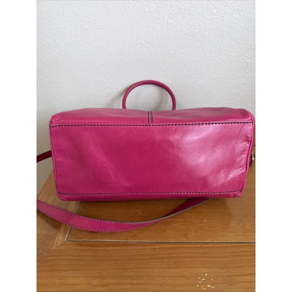 Hobo Sheila Medium Satchel Crossbody Vibrant Fuchsia Polished Leather - Image 6