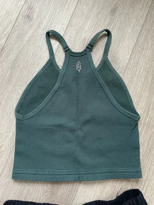 Free people shorts and tank set - Image 5