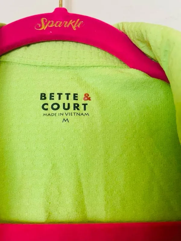 Bette & Court Cool Elements Neon Lime Green Golf Shirt M Quarter Zip Mesh UV - Image 4