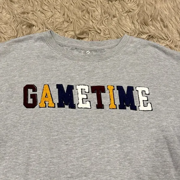 Lou & Grey Game Time Sweatshirt size medium - Image 4