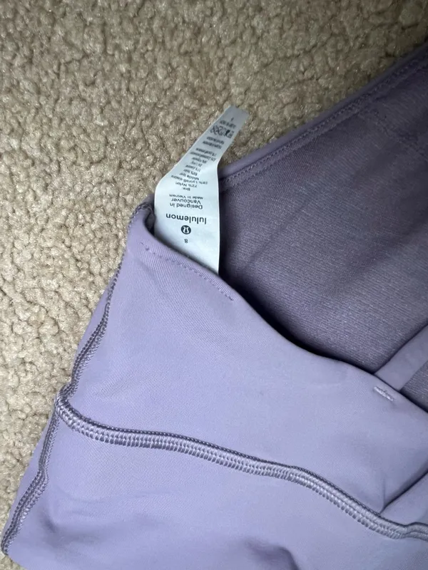 Lululemon Athletic Bra Lavender Purple Size 8 – No Padding - Image 3