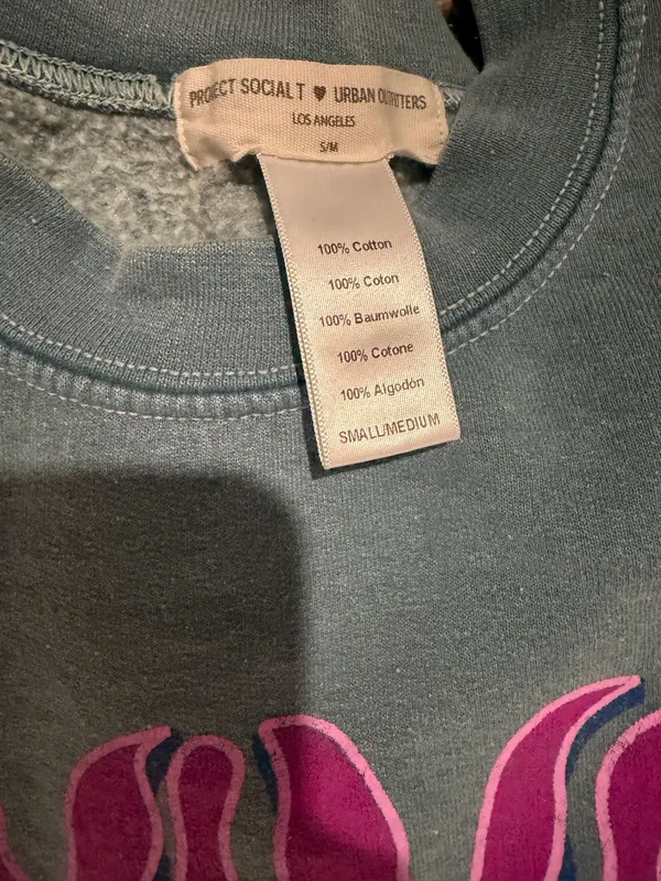 Urban Outfitters Sweatshirt - Image 5